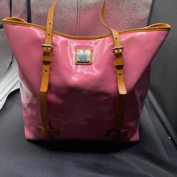 661 Dooney&Bourke pink patent tote Preowned PROJECT BAG###### - Picture 1 of 13
